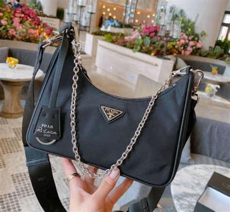 prada bags outlet online.